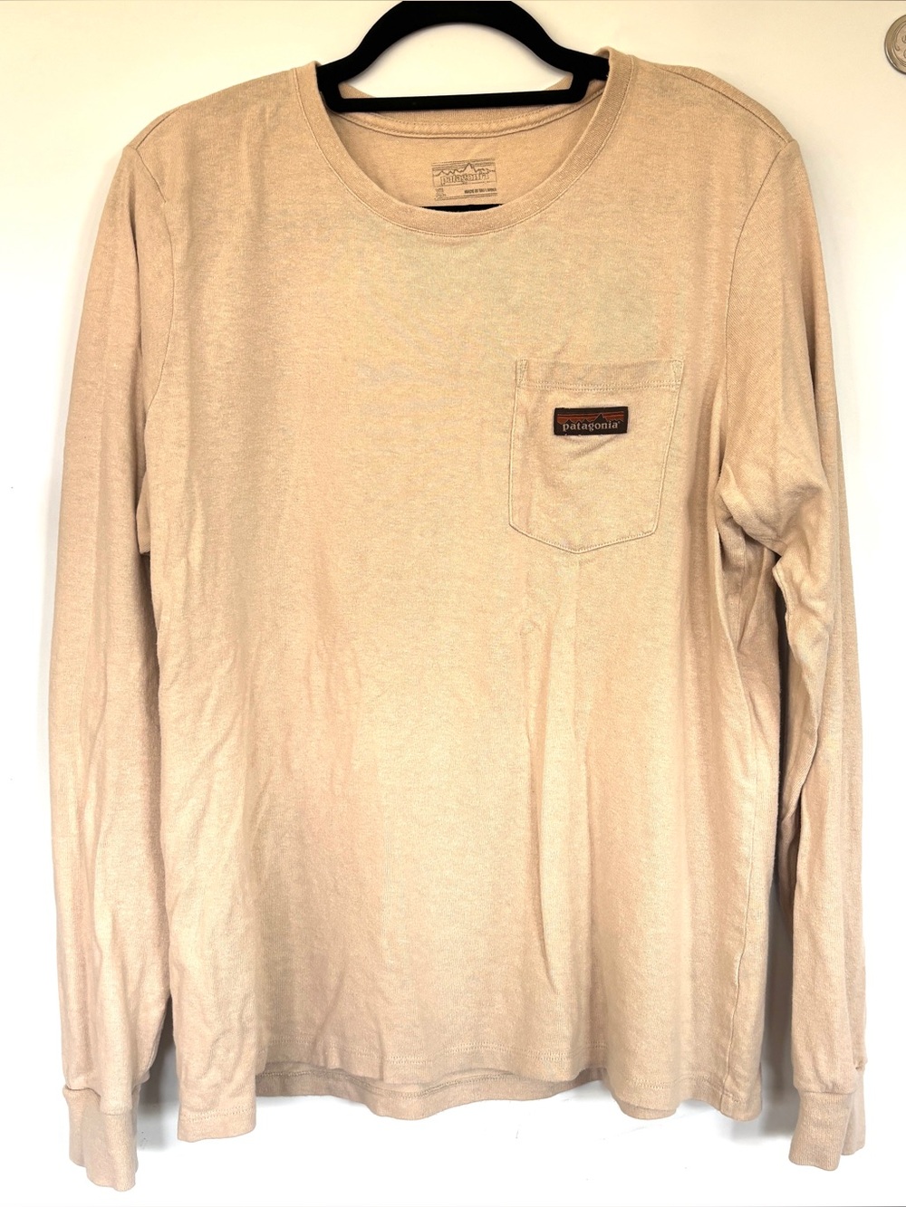 Patagonia Women’s Hemp Work Long-Sleeve Pocket Tee - Cream
